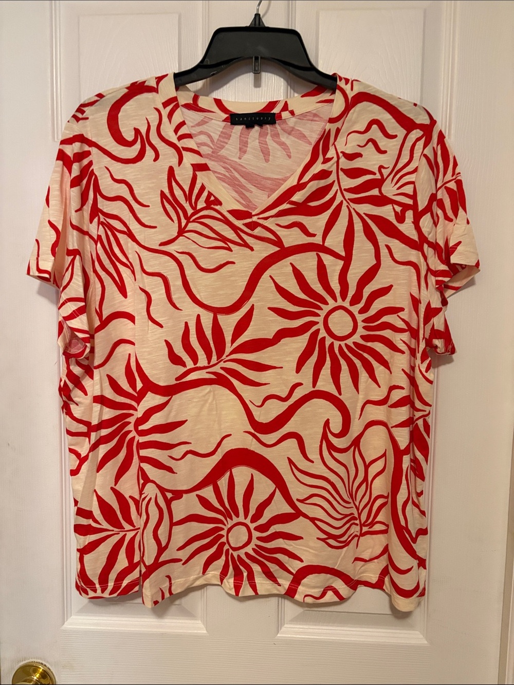 Sanctuary Cream and Red V-Neck Short Sleeve Top